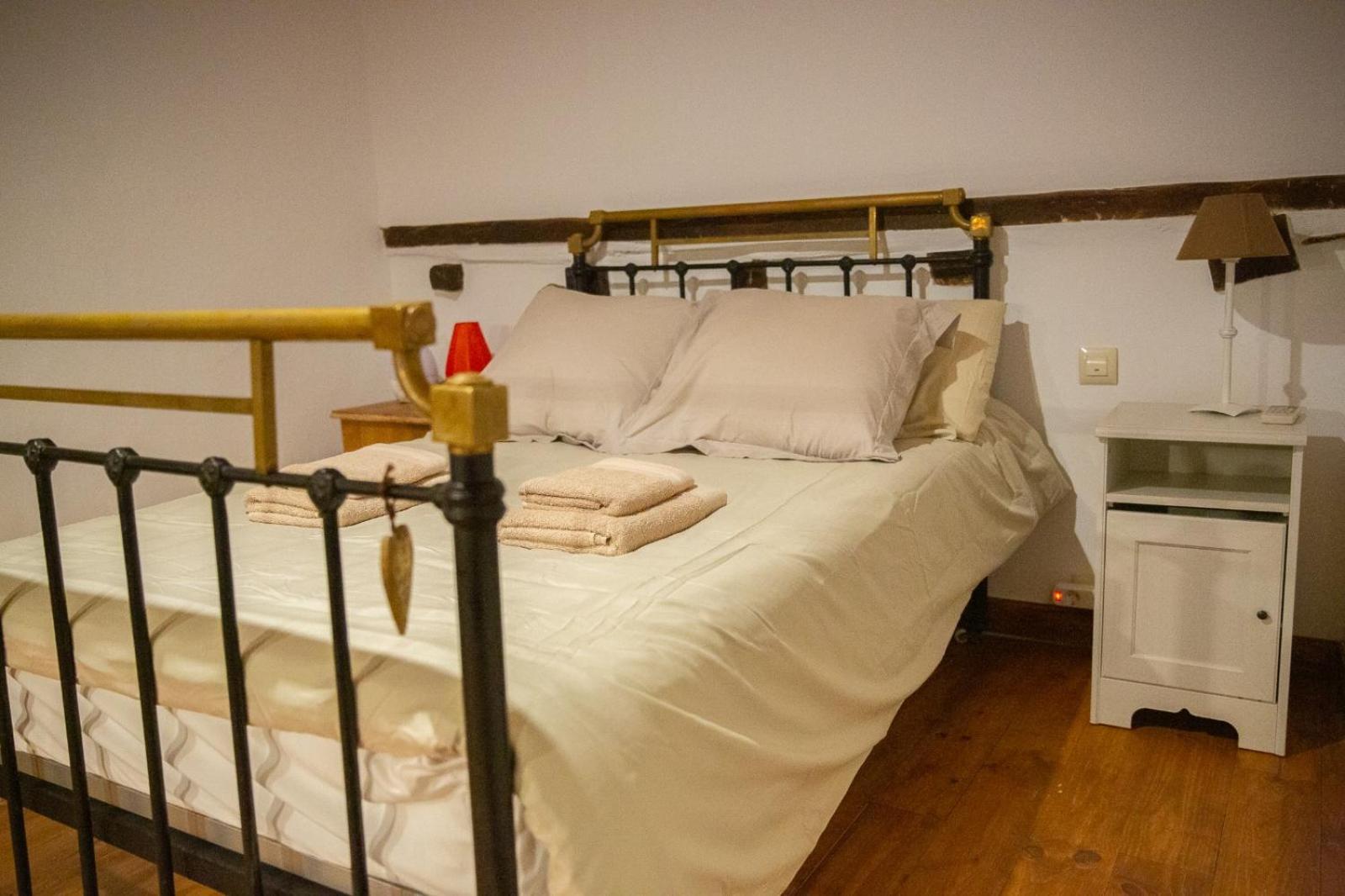 La Casita De La Corredera Daire Candeleda Dış mekan fotoğraf