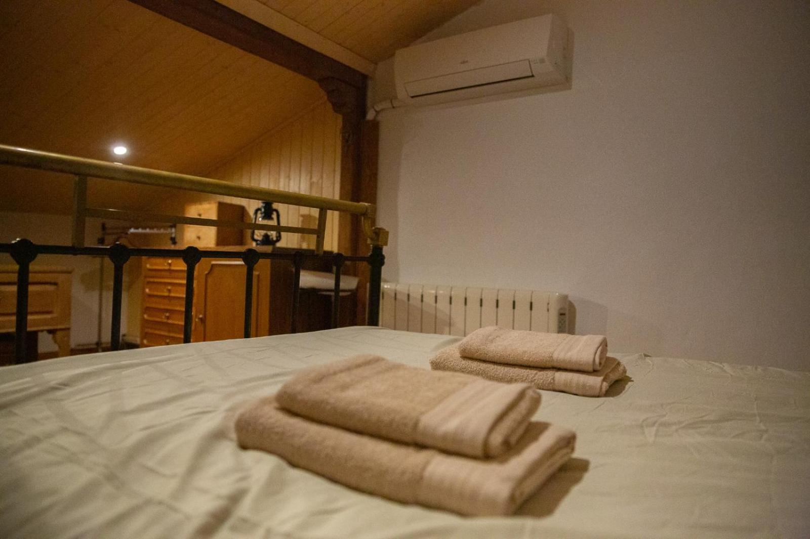La Casita De La Corredera Daire Candeleda Dış mekan fotoğraf